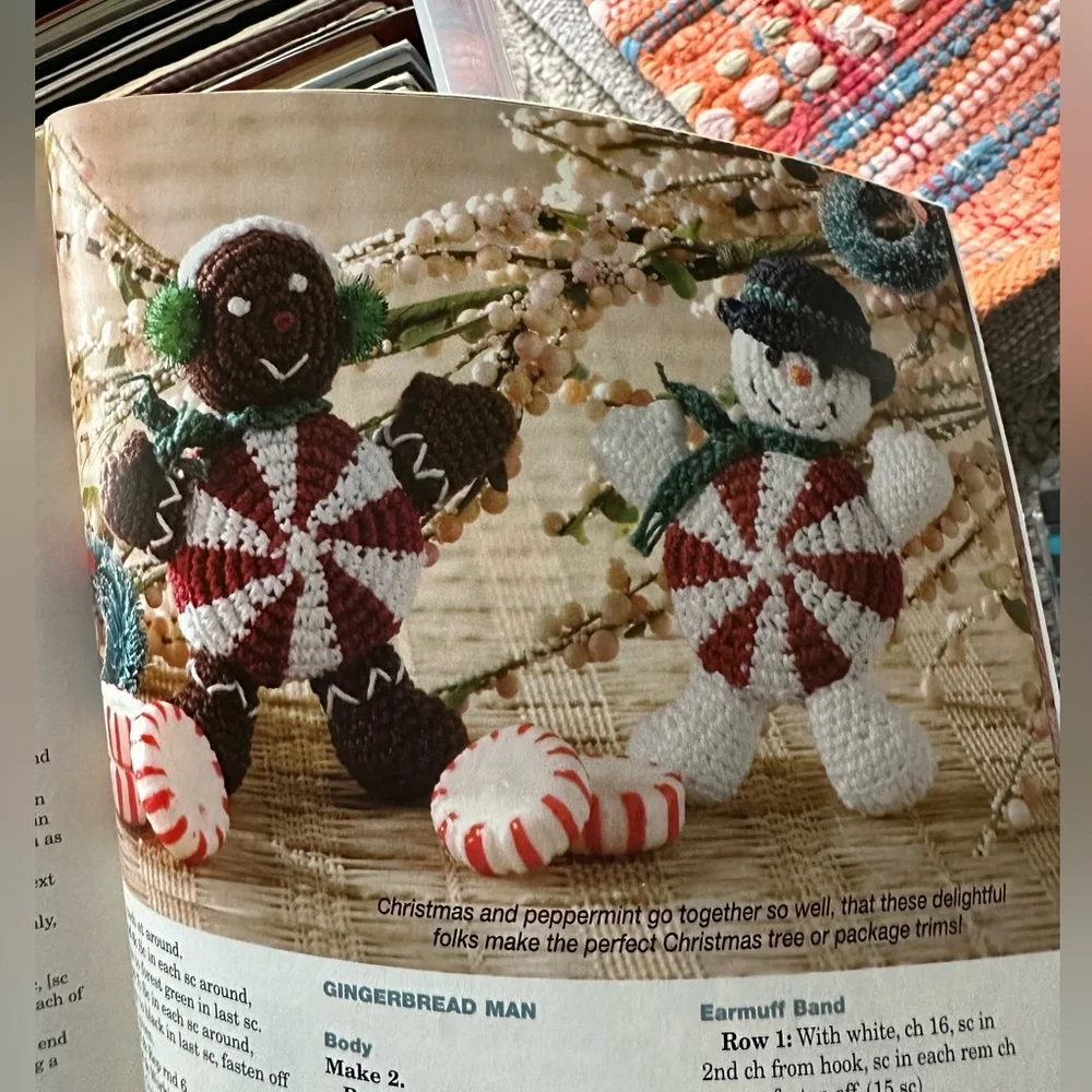 CROCHET WORLD MAGAZINE, DECEMBER 2005